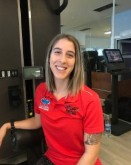 María, monitor en el gimnasio de la perla en donostia