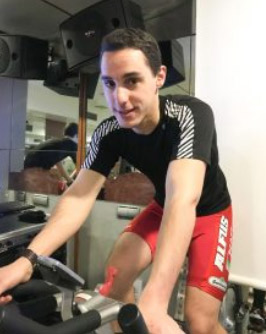 Julen, monitor en el gimnasio de la perla en donostia
